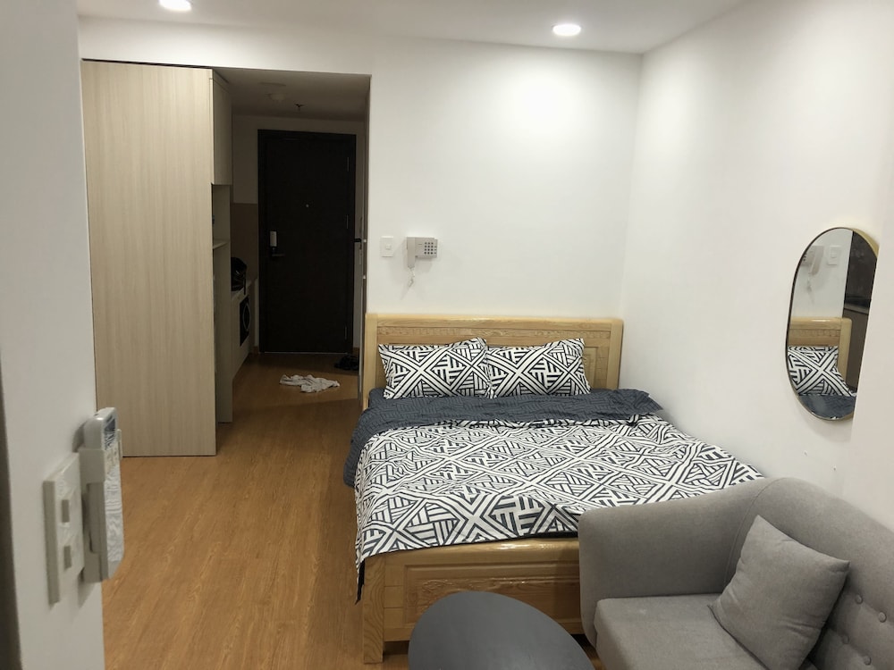 Service Apartment Near The Airport - Ho Chi Minh