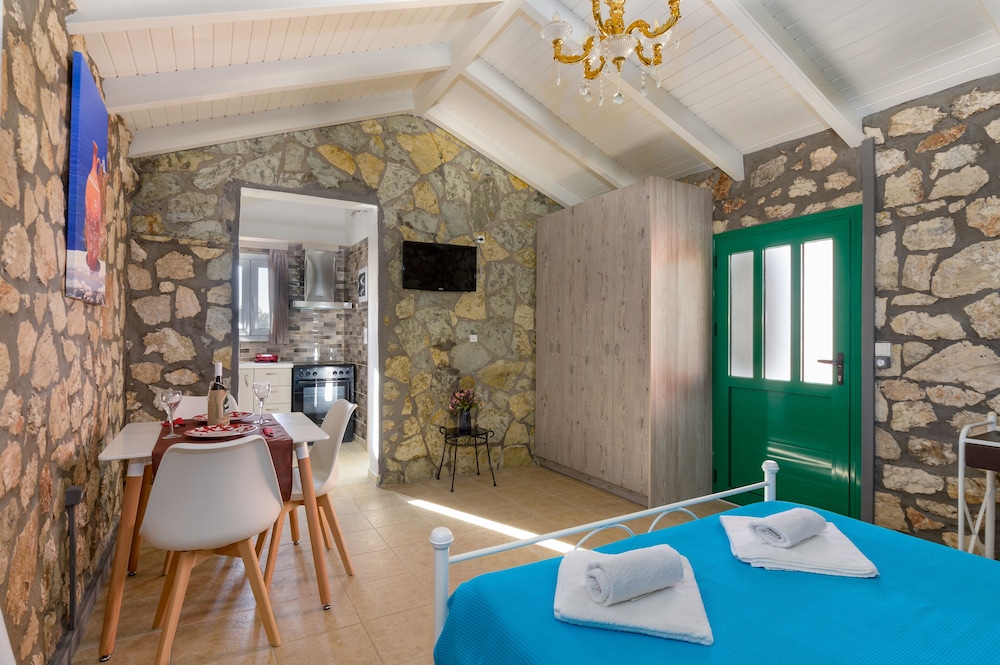 Sofias Cottage,. It Is A Brand-new Stone Building - Cephalonia