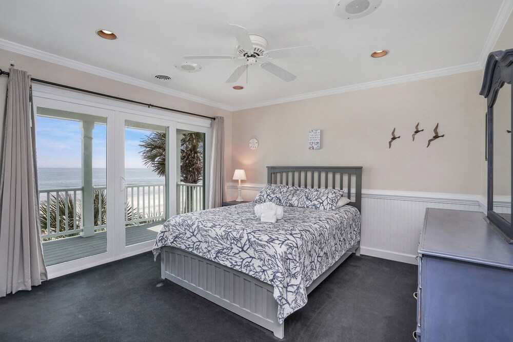 Neagle House 7 Bedrooms Oceanfront - Murrells Inlet, SC