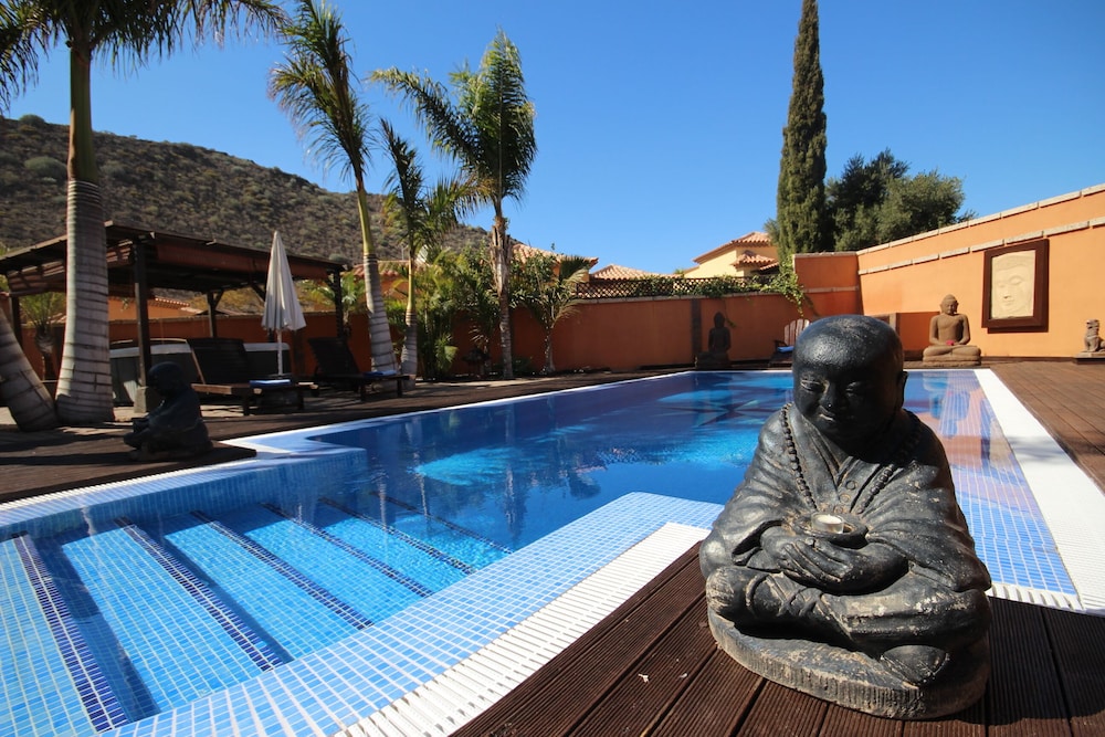 Villa Buda, Relaxing Atmosphere, Private Pool, Garden, Jacuzzi, Bbq Area - Tenerife