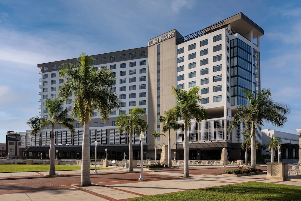 Luminary Hotel & Co., Autograph Hotels - Cape Coral