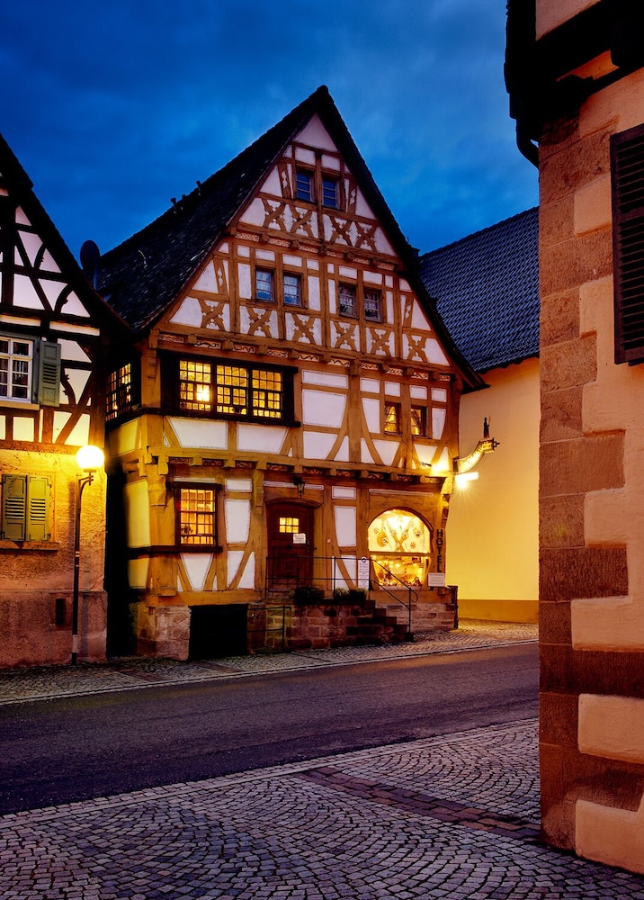 Hotel Restaurant Zum Nachtwächter - Vaihingen