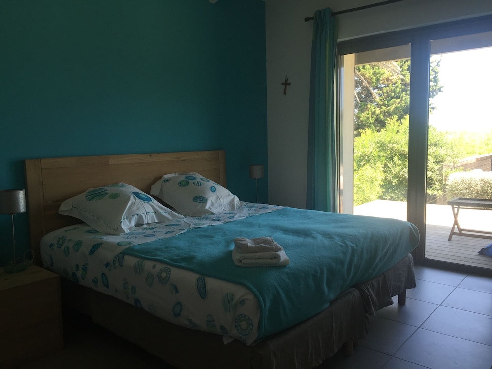 Villa Pour 14 Personnes Proche De Bonifacio - Plage du petit Sperone