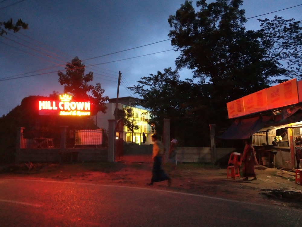 Hill Crown Hotel & Resort - Mizoram