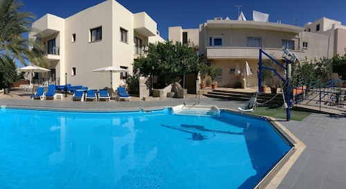 C & A Hotel Apartments - Zypern