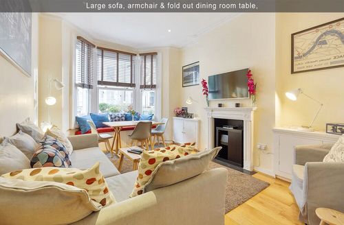 Palace of Westminster airbnb, hotels and holiday rentals