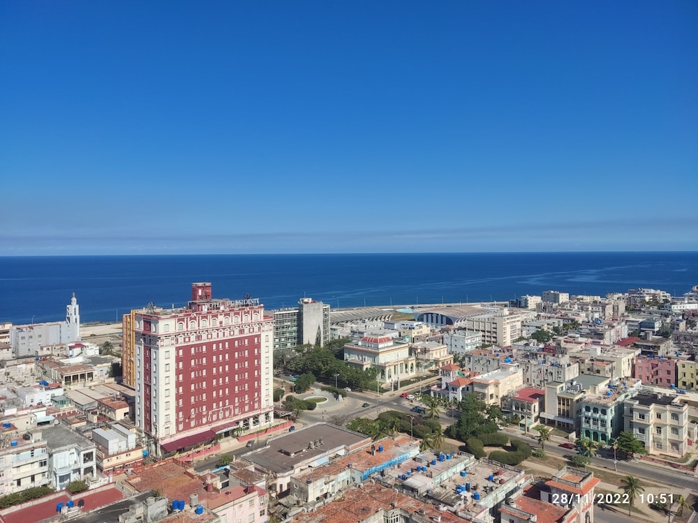 Havana And Sea (Entire Apartment) - Havana