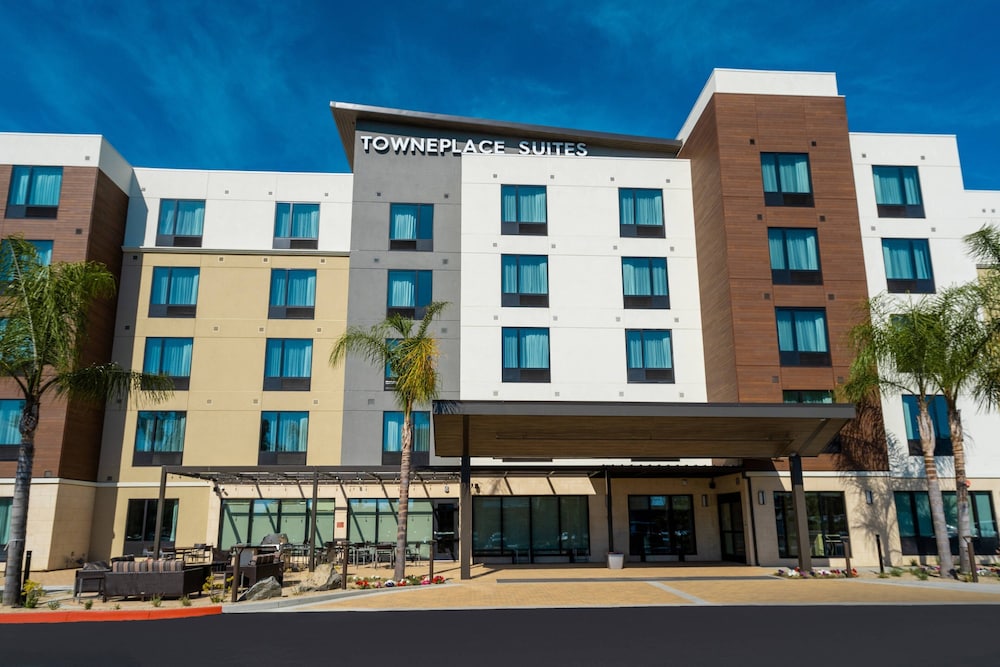 TownePlace Suites Irvine Lake Forest - Mission Viejo, CA