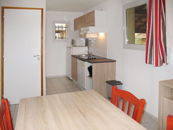 Confortable Appartement Pour 5 Personnes Avec Wifi, Piscine, Tv, Terrasse, Animaux Admis Et Parking - Vallon-Pont-d'Arc