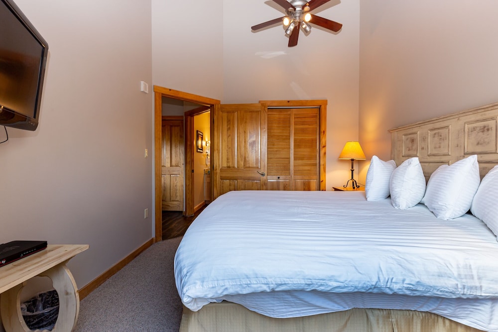 Penthouse Condo W/king Bed, Premium Linens, Updates Throughout, Alpine Views - Keystone, CO