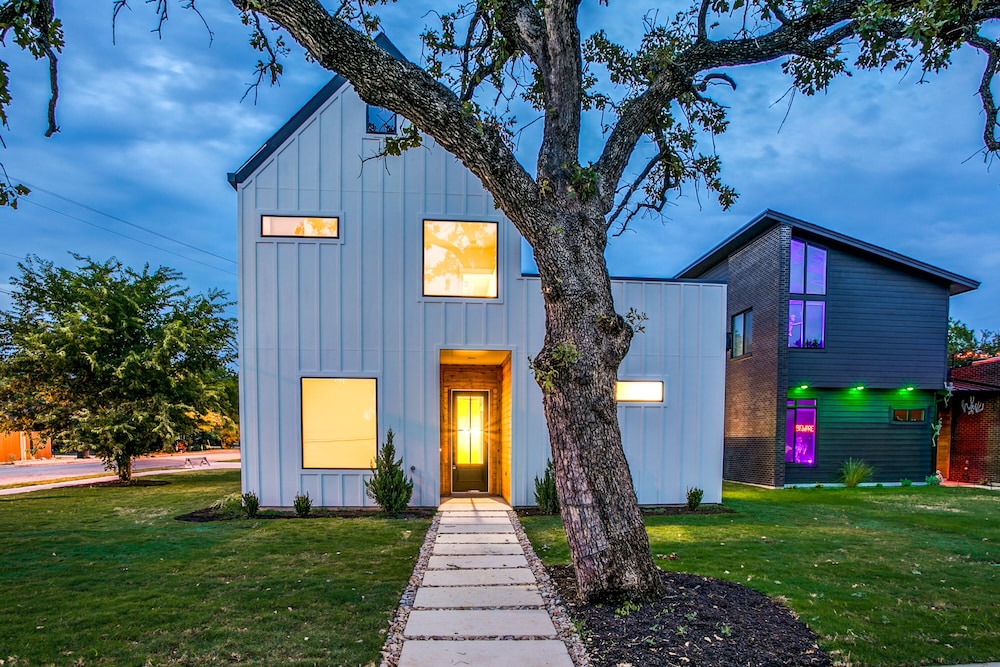 Centre-ville White-tree House Avec Piscine Privée Chauffée Et Terrasse Sur Le Toit - Georgetown, TX