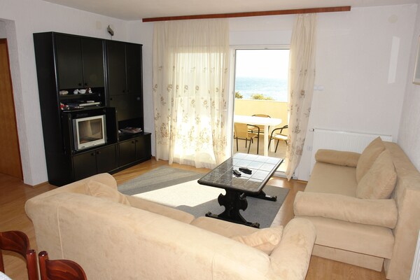 Two Bedroom Apartment With Terrace And Sea View Mandre, Pag (A-12969-b) - Mandre
