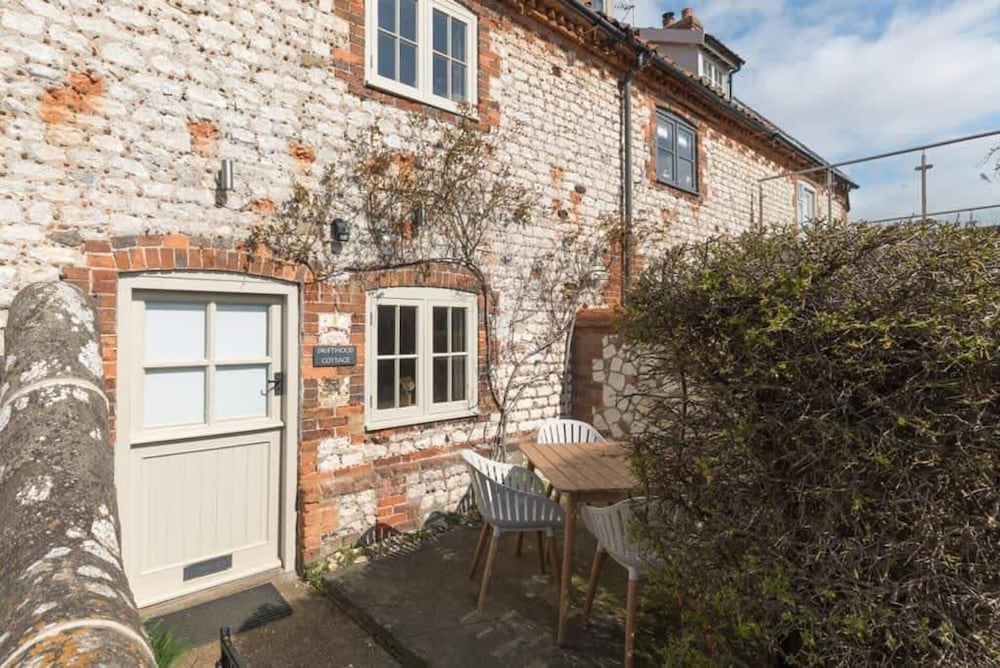 Stunning Driftwood Cottage At Holme-next-the-sea - Old Hunstanton