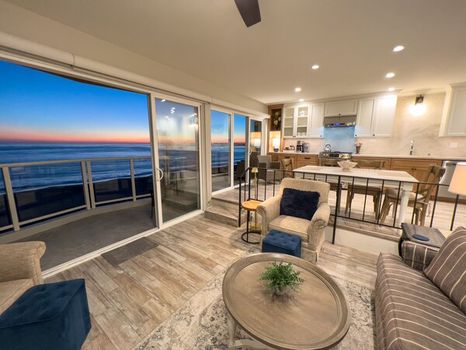 Luxury Retreat For Couples ~ 180 Degree Ocean Views Of Monterey Bay - Tsunami, Santa Cruz