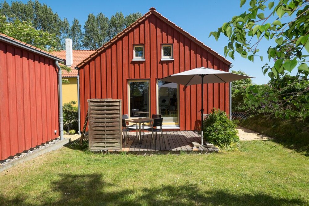 Sunny Studio House With Terrace On 6,000m2 Of Garden Land. - Wiek