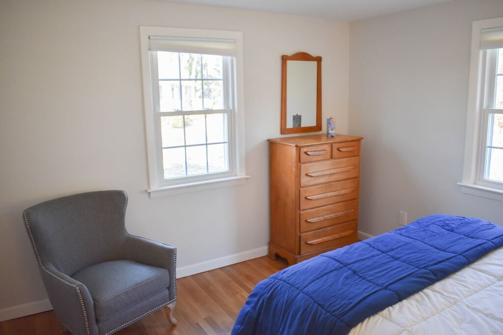 Immaculate Three Bedroom Home In West Dennis With Central Air! - Yarmouth Port, MA