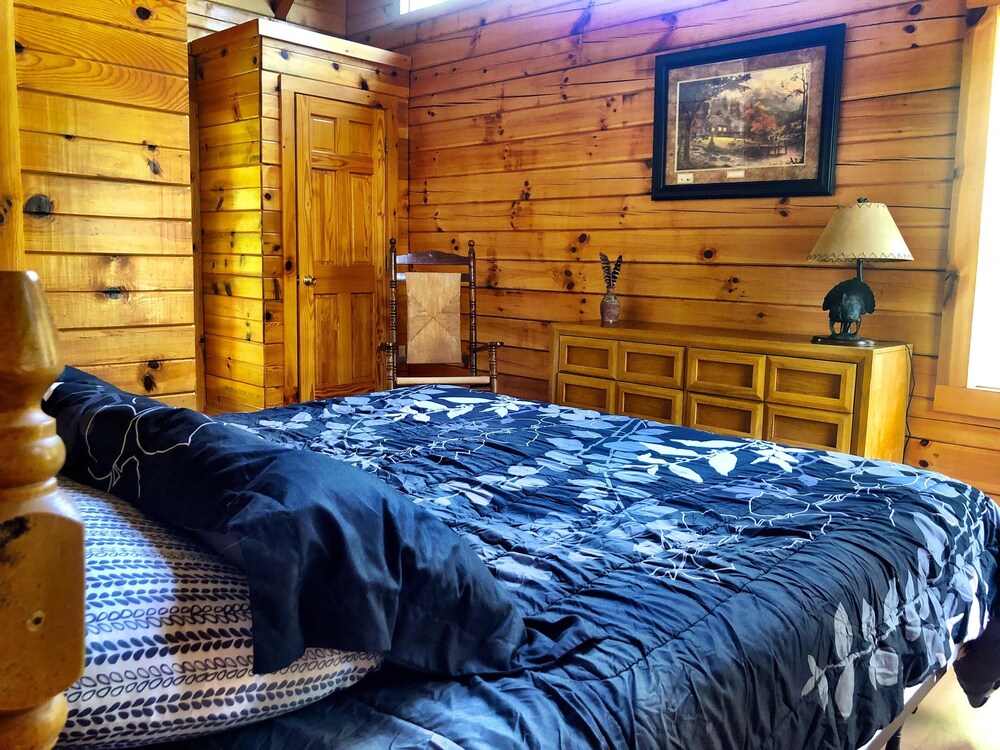 Stunning Cabin Near Natural Bridge/red River Gorge With Wi-fi And Hot Tub - Natural Bridge State Resort Park, Slade