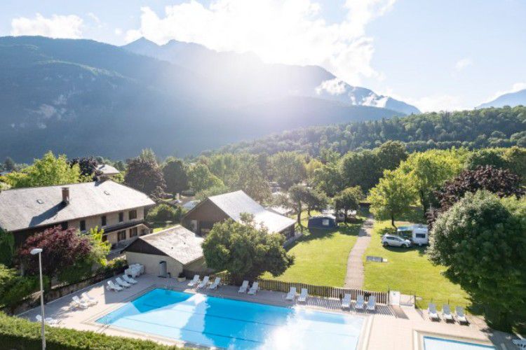 Camping La Ferme De La Serraz - Haute-Savoie