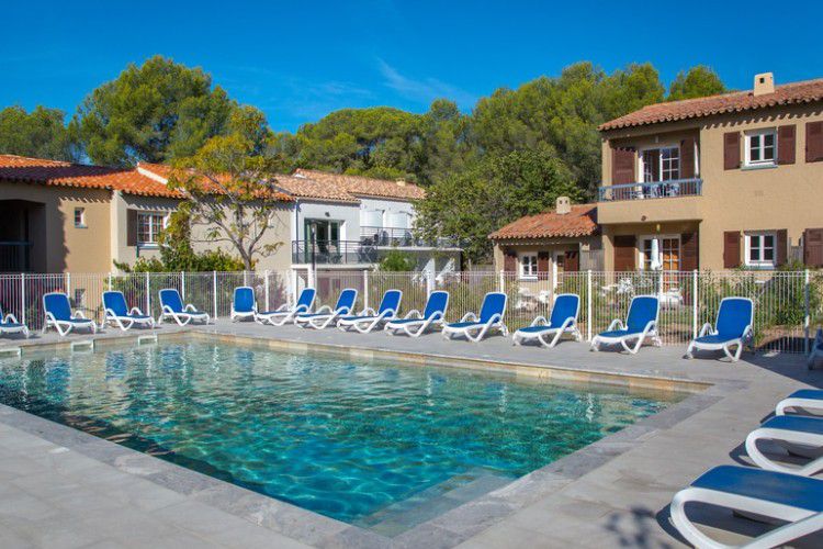Camping Sowell Residences Les Chênes Verts - Agay