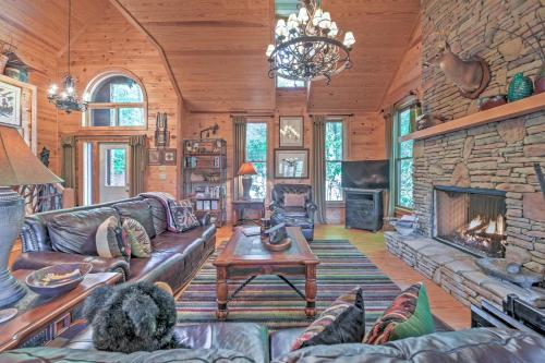 Dream Catcher Luxe Cabin With Large Deck And Mtn View - Sapphire, NC