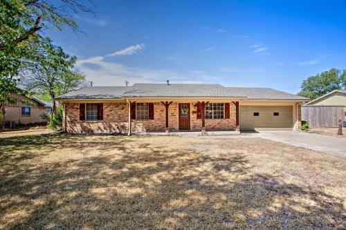 Spacious Ranch Home In Historic Waxahachie! - Waxahachie, TX