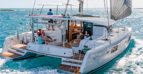 Luxury Catamaran Lagoon 42, Ac & Gn - Split