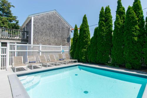 Condo With Wading Pool Dog Welcome - Provincetown, MA