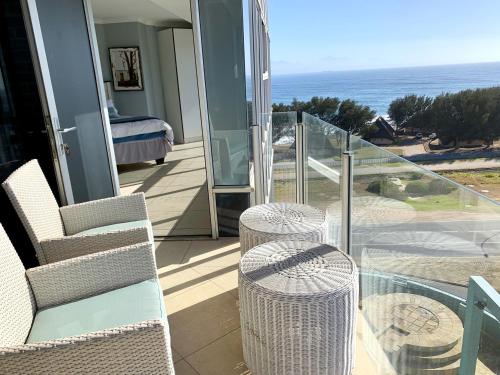 Spacious 2 Bedroom Space With Breathtaking Seaview - Mossel Bay