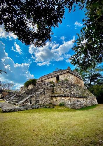 Tour Zona Arqueologica Ek Balam, Cenote Y Pueblo Magico - Yucatán