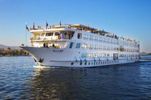 Upper Sky Tours 5 Stars Nile Cruises Sailing From Luxor To Aswan Every Saturday & Monday For 4 Night - Luxor