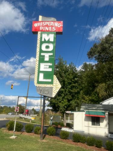 Whispering Pines Motel - Asheville, NC