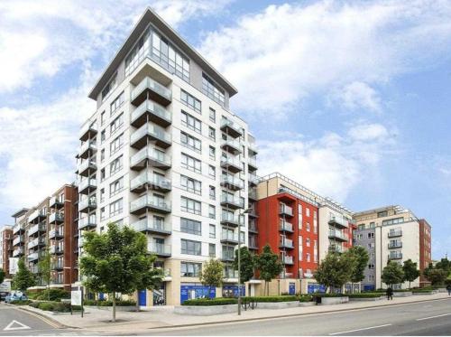 Stunning 1-bed Apartment In London - Edgware