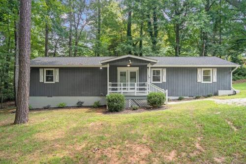 Spacious Home- Near Airport, Crabtree Mall & Food - Cary, NC