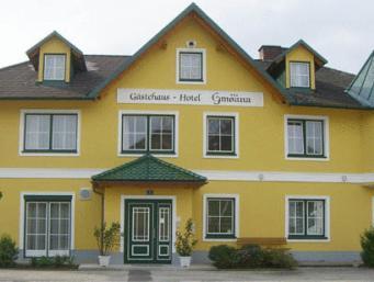 Gästehaus Hotel Pension & Heuriger Gmoana - Enns