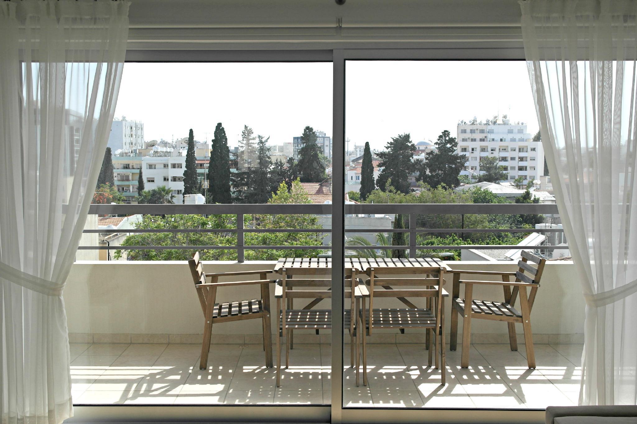Comfortable 2br Beach Apartment Riviera - Limassol