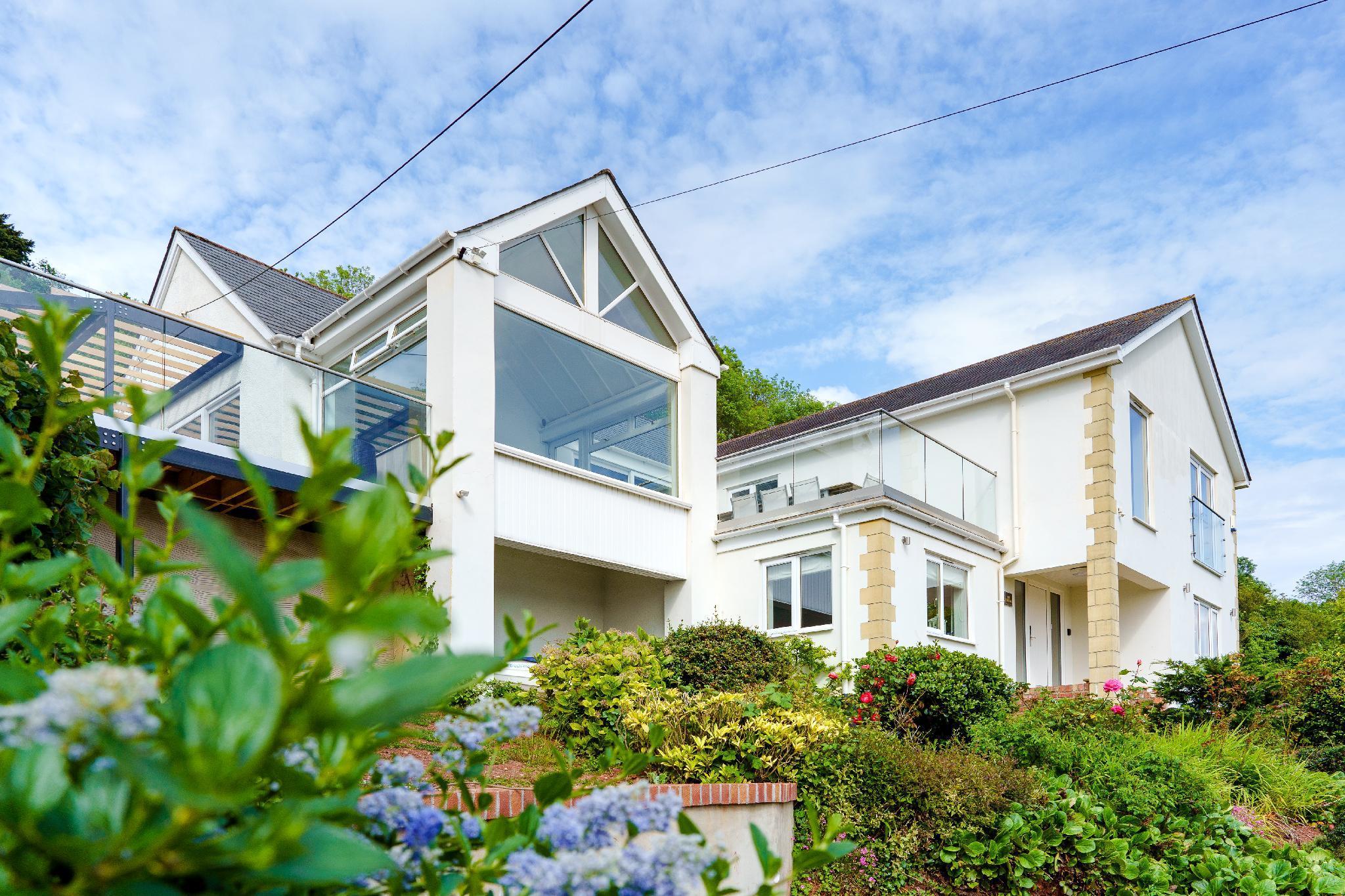 The Curlews - Boutique Home With Spa, Sea Views - Shaldon