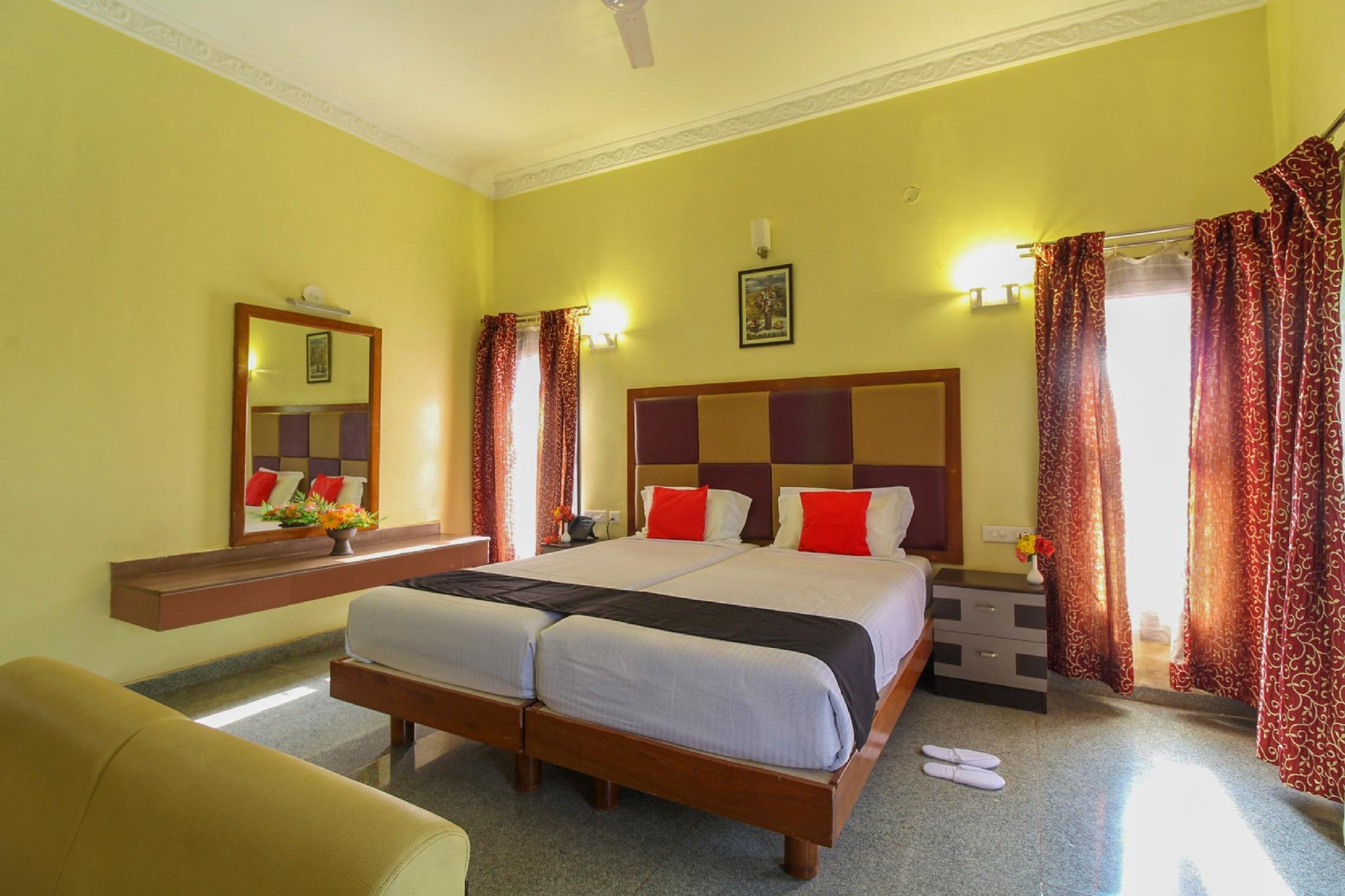 Kanthi Resorts Hotel - Bagalkot