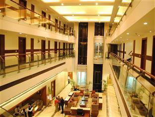 Hotel Royal Cliff - Kanpur