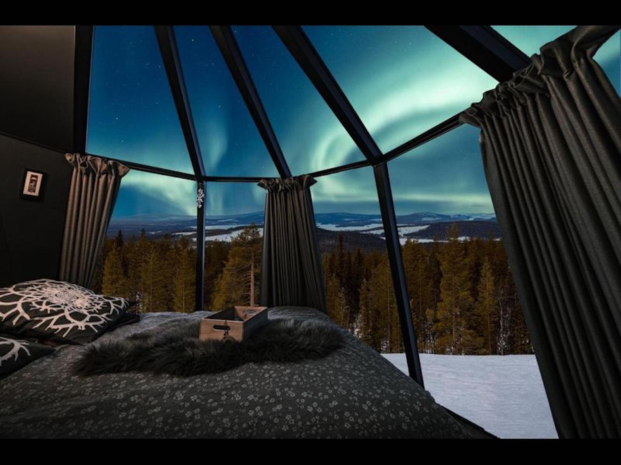 Mountain Glass Room Luxury Getaway For Two - Jokkmokk