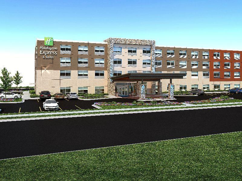 Holiday Inn Express & Suites Chicago North Shore - Niles - Des Plaines, IL