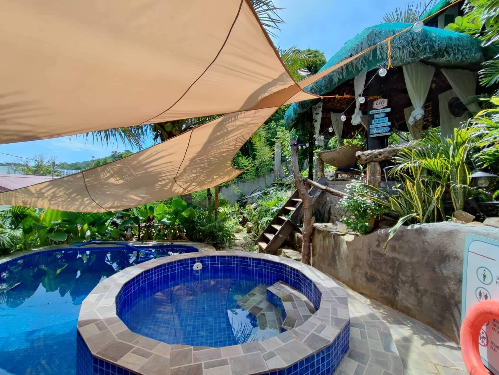 Tanaw Sa Anilao Private  Pool And Beach House - Mabini