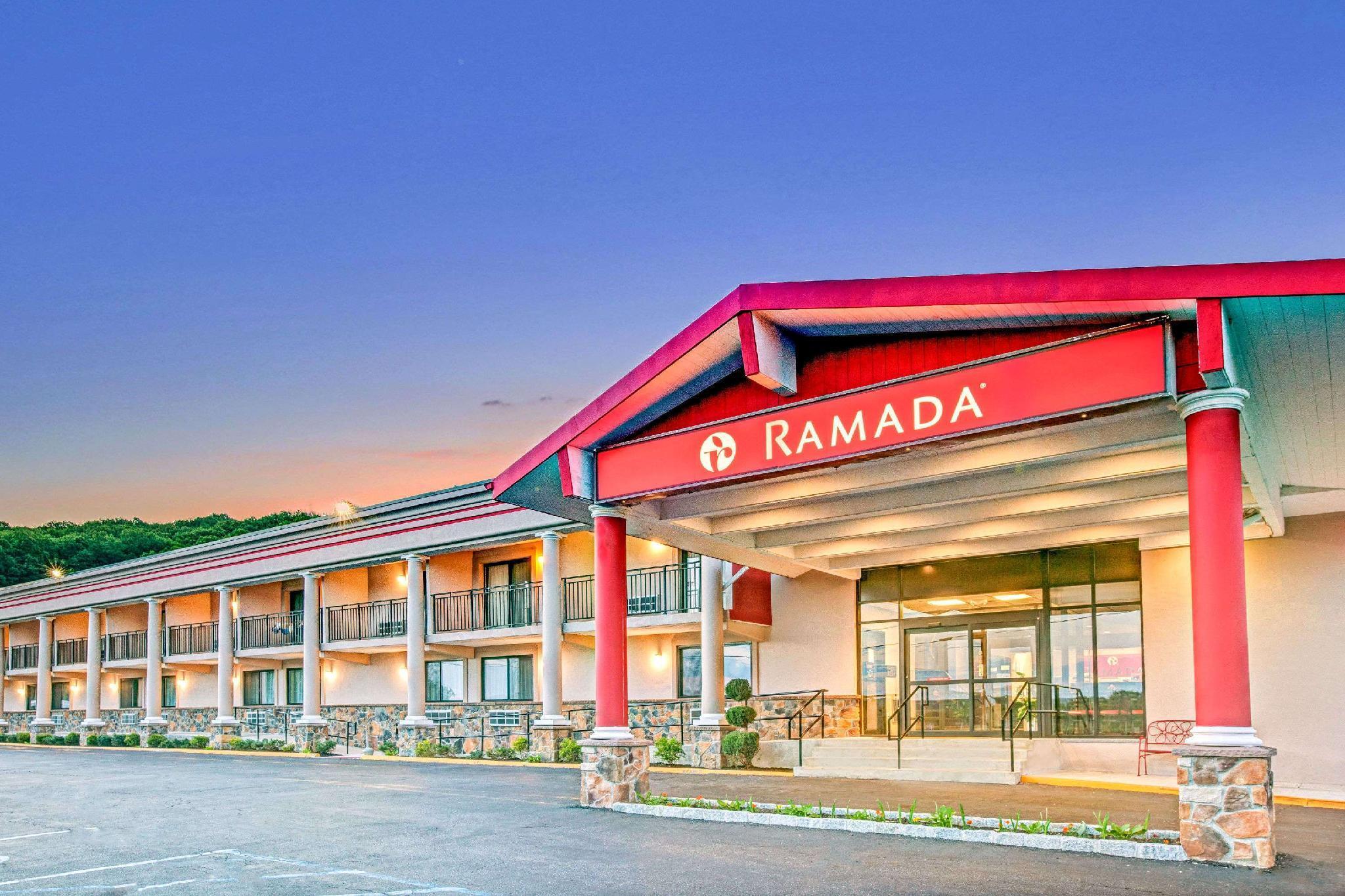 Ramada By Wyndham Rockaway - Livingston, NJ
