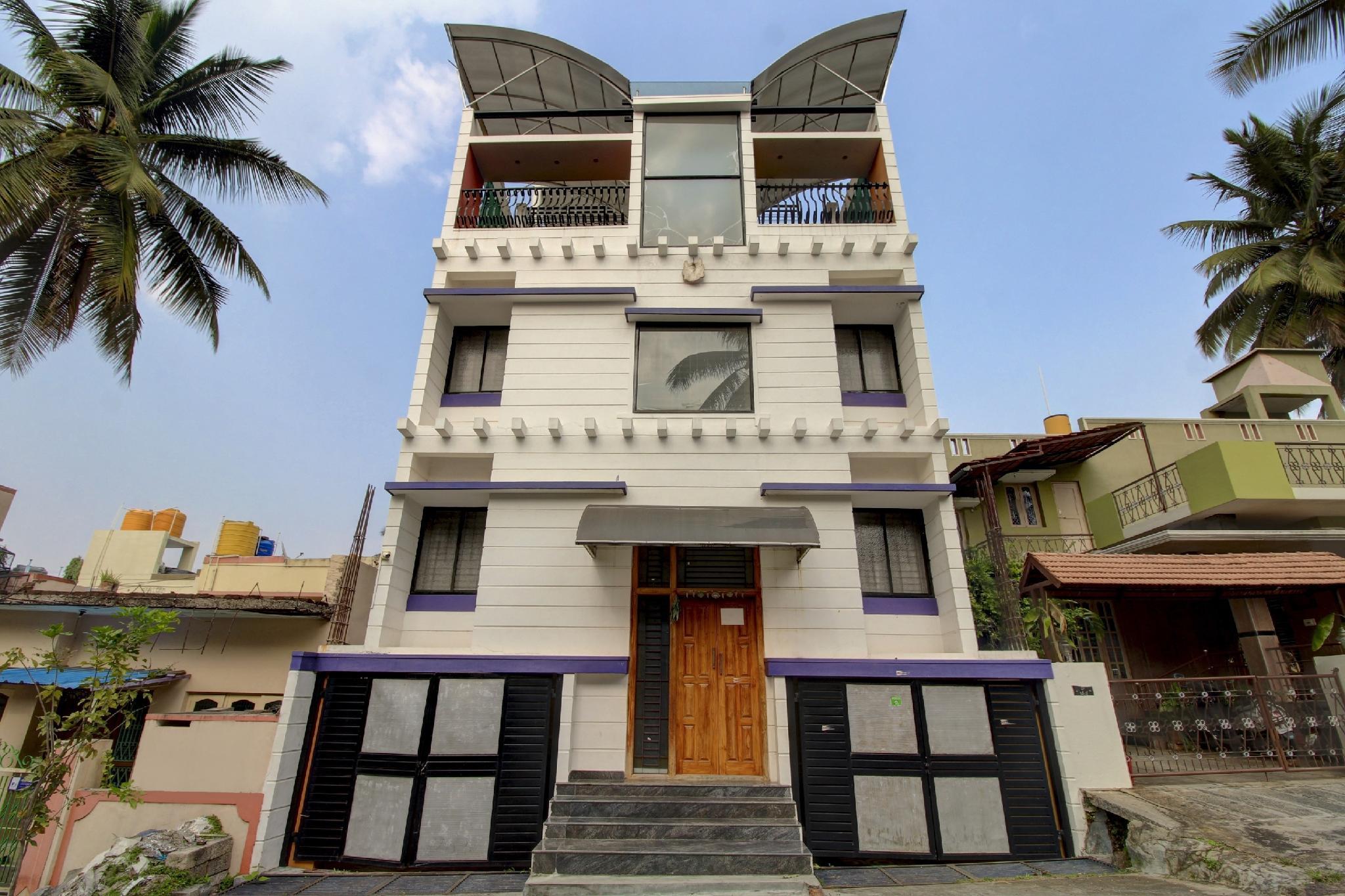 Oyo Home 80001 Vp Inn - Mysore
