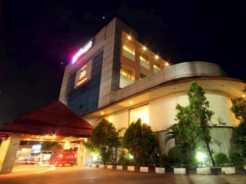 Hotel Banjarmasin International - Banjarmasin