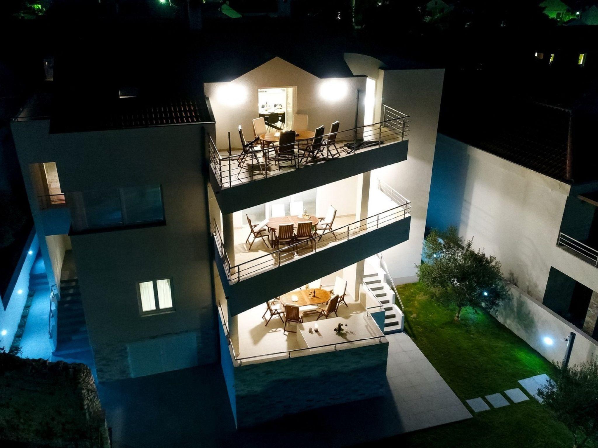 Modern Villa In Nin With Terrace - Zaton