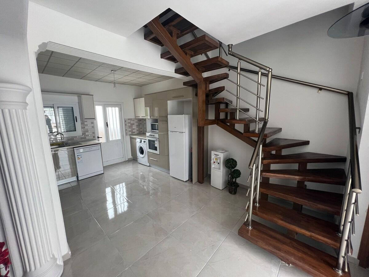 Spacious Comfortable Home At The Heart Of The City - Nikosia