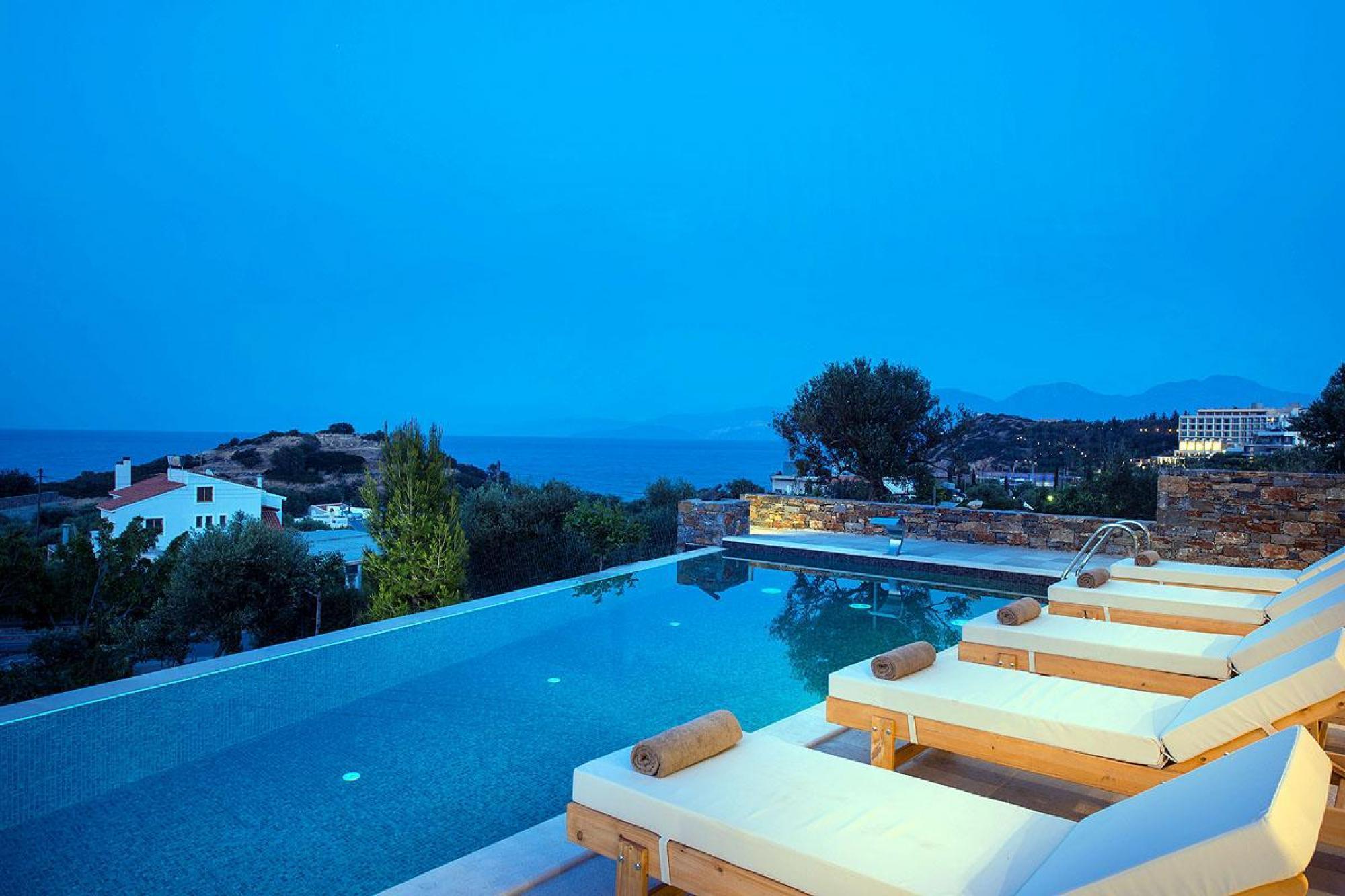 Modern Design 3 Bedroom Villa Next To The Sandy Beach - Agios Nikolaos