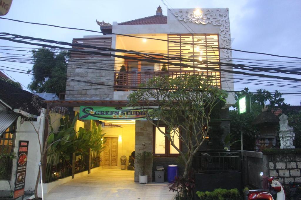 Vip Green Studio Apartment Seminyak - Denpasar