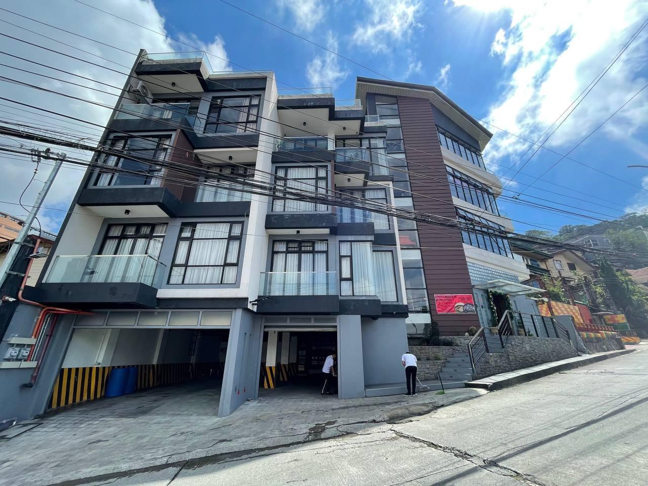 Uphill Hotel - Baguio - La Unión