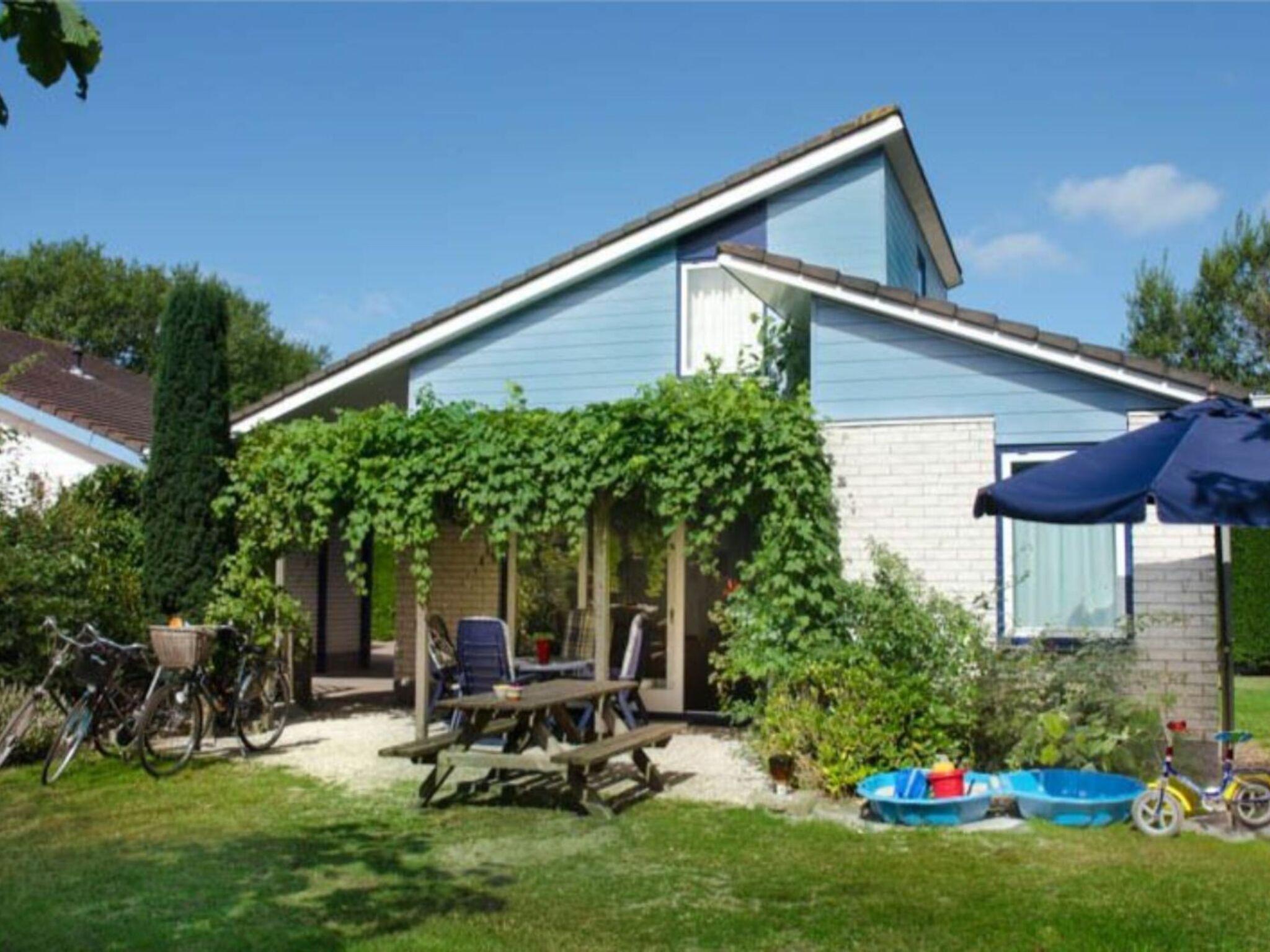Pleasant Holiday Home In Ouddorp With Garden - Ouddorp
